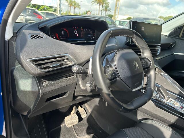 PEUGEOT 3008 ALLURE 1.2. E-THP AUTO SPANISH LHD IN SPAIN ONLY 30000 MILES 2021